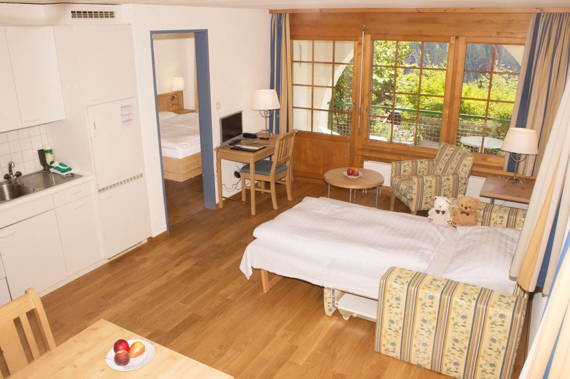 Aparthotel Muchetta Wiesen Ngoại thất bức ảnh